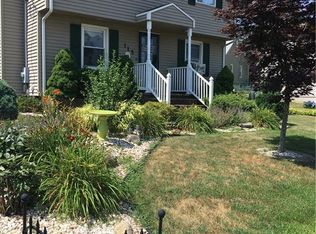 115 Vista Dr, East Haven, CT 06512