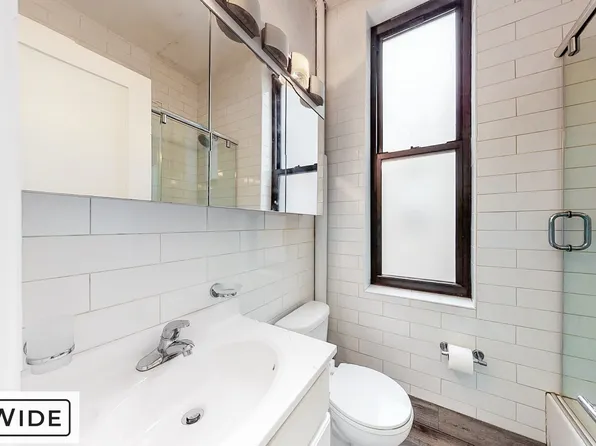 106 East 81st Street image 5 of 8