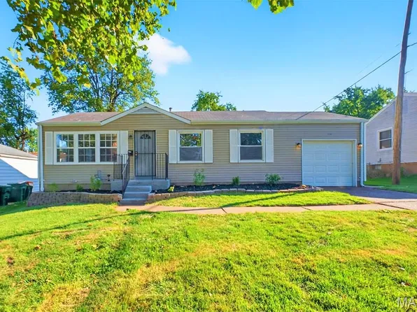 1131 Roxton Dr, Saint Louis, MO 63137