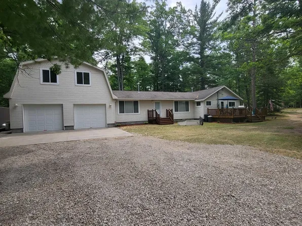 7794 Nicole Dr, South Branch, MI 48761