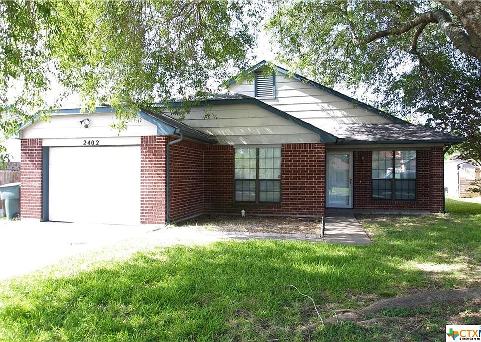 1st image of 2402 Hemlock Dr