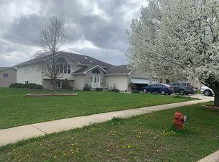 7631 W 91st Pl, Crown Point, IN