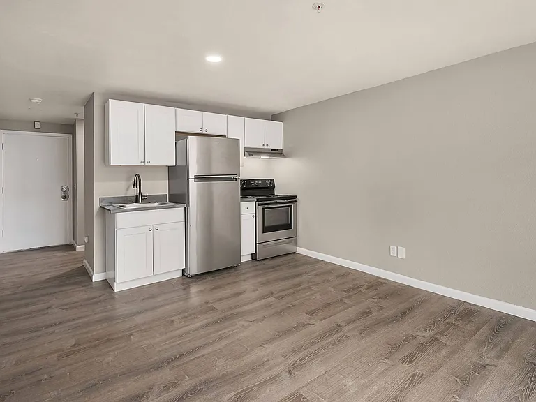 Indigo Apartments — Photo 1