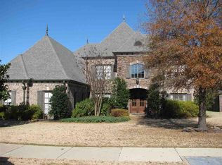 10634 Harvest Oaks Dr, Collierville, TN 38017
