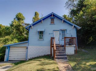 2116 Mills Ave, Alton, IL 62002