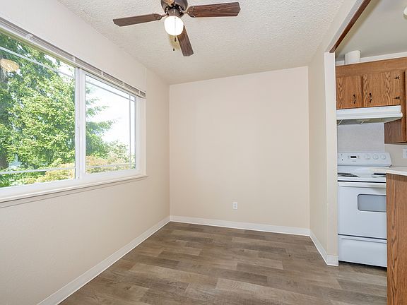 Separated Dining Area