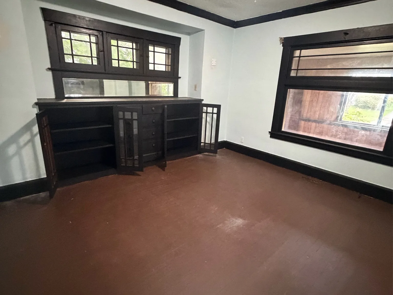 111 North Brockway Avenue - home — Photo 4