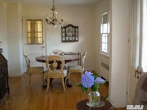 5th image of 1454 Egmont Pl