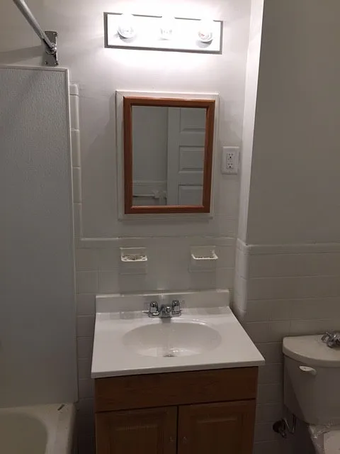 3 bed, $1,000 — Photo 3