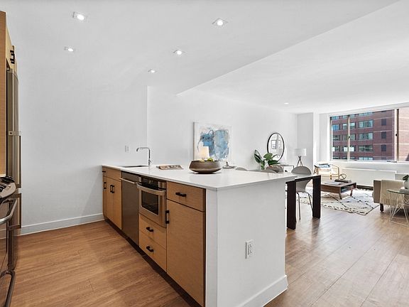 4th image of 15 Cliff St APT 20F