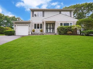 2872 Pond Rd, Lake Ronkonkoma, NY 11779