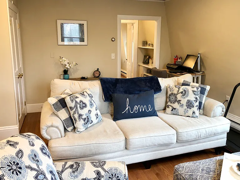154 Central St #10 — Photo 6