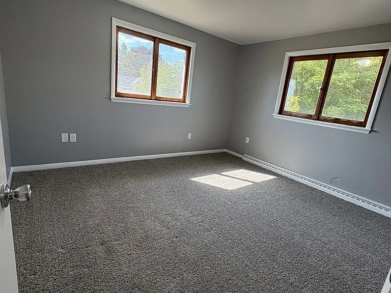 217 N Main St — Photo 16