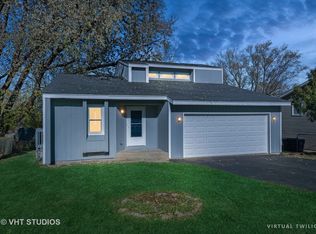 8920 Acorn Path, Wonder Lake, IL 60097