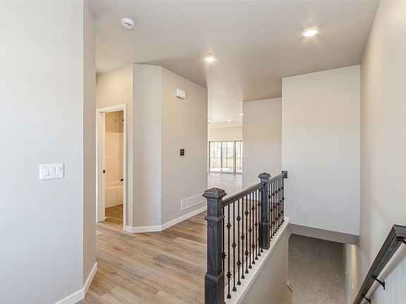 5th image of 3110 Sunflower Ln