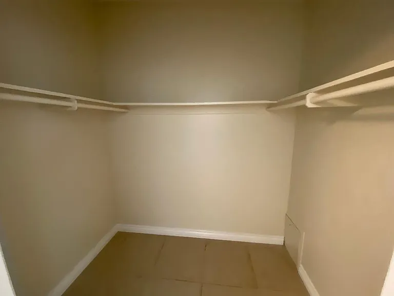 Walk-in closet