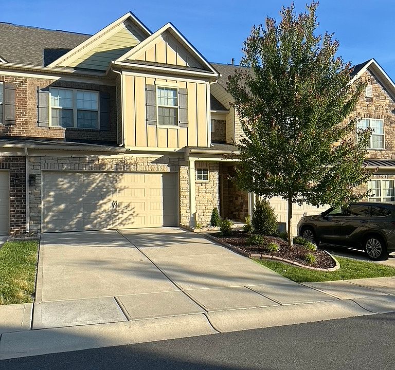 1st image of 2027 Auburn Leaf Ct #1