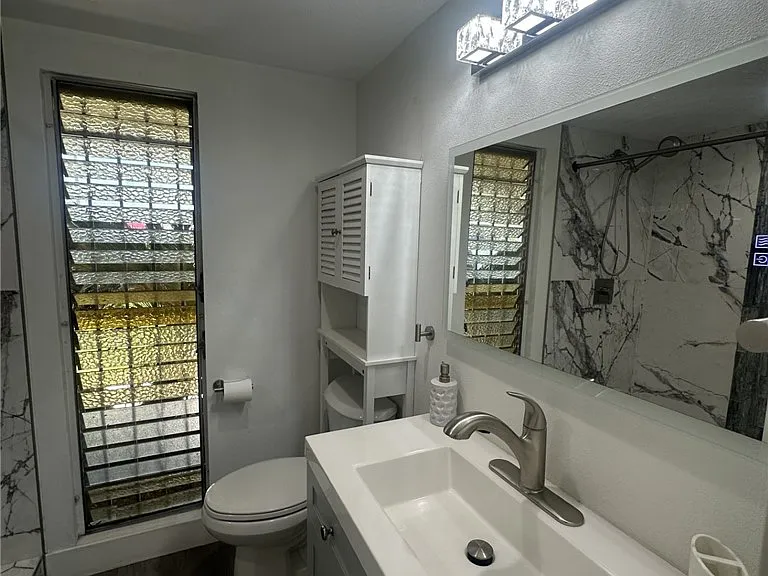 1408 La Canada Dr — Photo 2