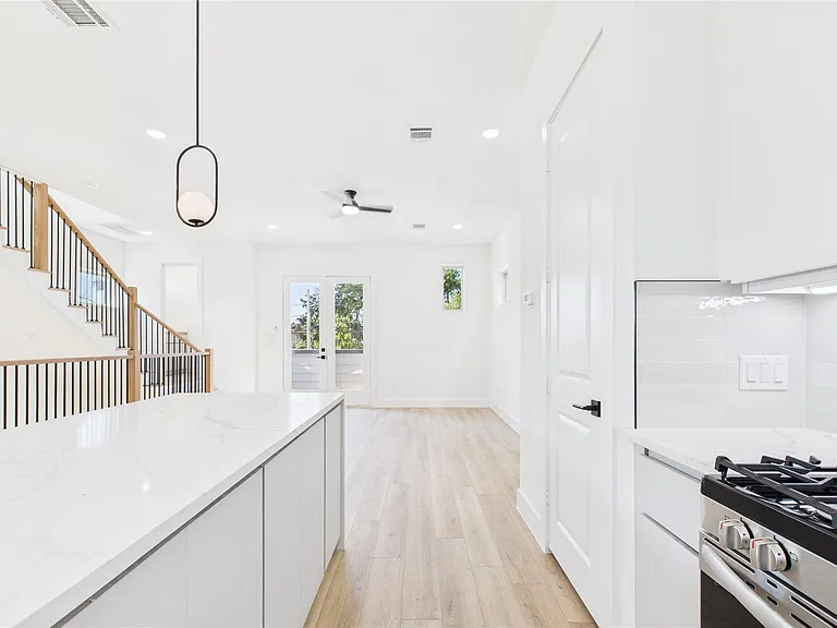 5316 Terry St — Photo 17