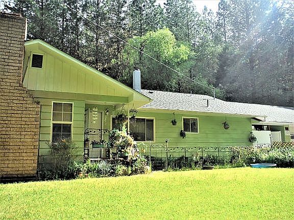 3rd image of 430 Baker Ln