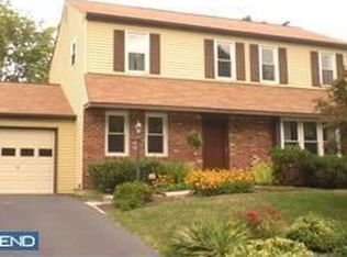 1119 W Warren Rd, West Chester, PA 19382