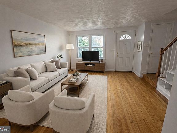 5th image of 1403 Dartmouth Ave