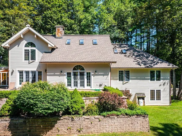 268 Willow Brook Road, Woodstock, VT 05091