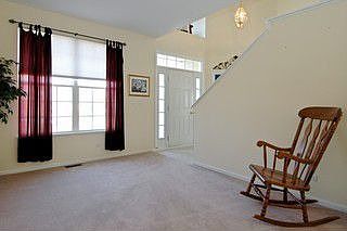 Foyer/Living Room