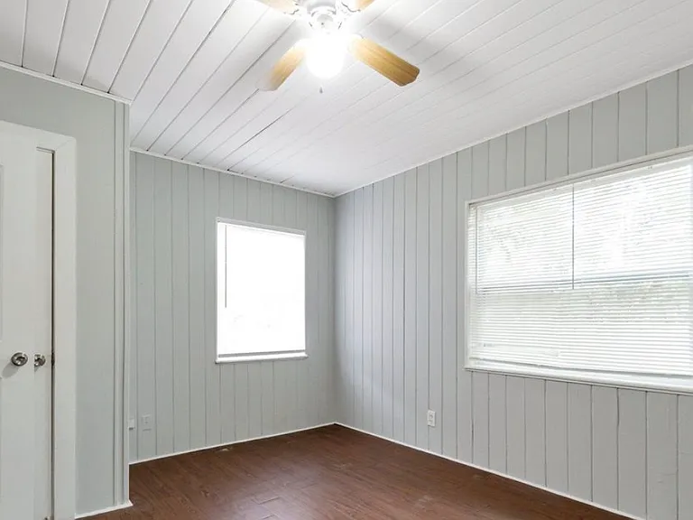 2862 Woodland St W — Photo 6