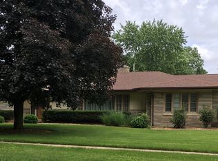305 S Main St, Otterbein, IN 47970
