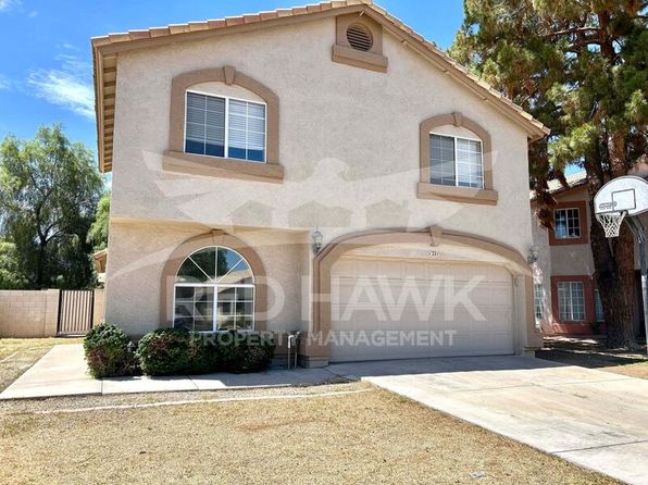 1221 W Whitten St