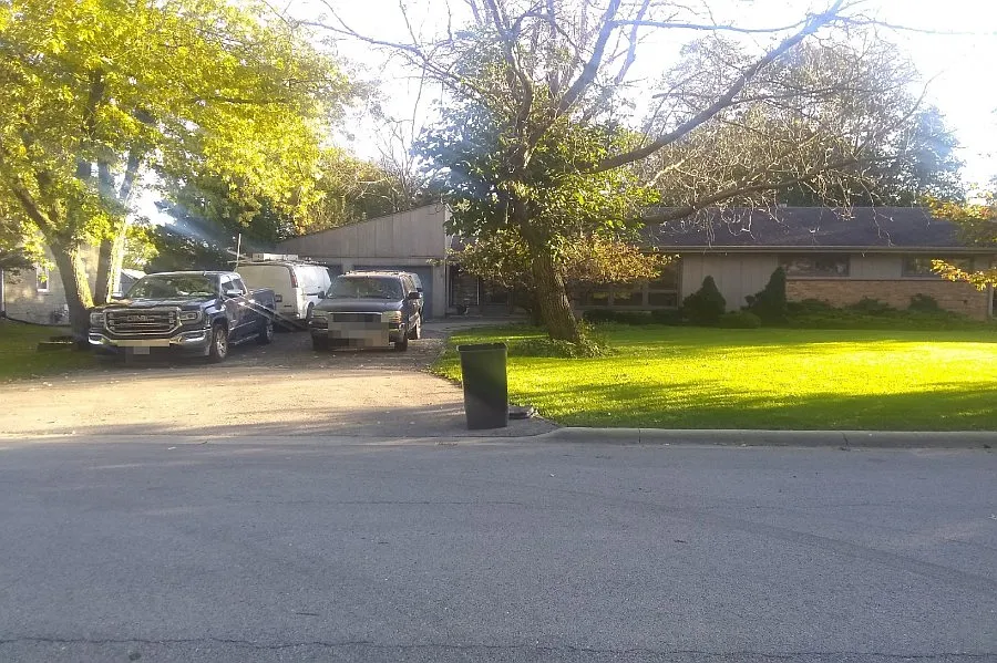 10725 Hillsdale Rd photo 1