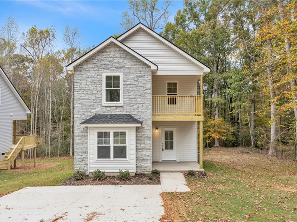 216 Brookview Cir, Easley, SC 29642