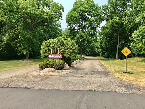2nd image of 69021 Wildwood Dr