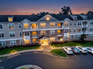 5208 Veterans Dr, Rockaway Twp., NJ 07885