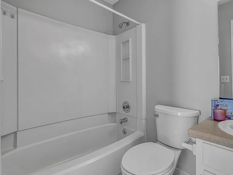 326 Nesbitt Ln — Photo 20