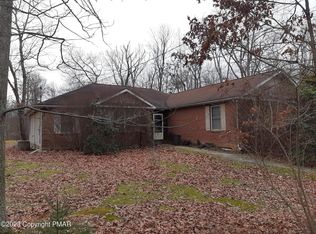 383 Turkey Ridge Rd, Mount Bethel, PA 18343