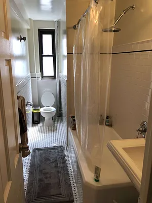 Rented by Real Estate Investors Group LLC | media 4