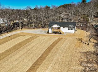 735 Abel Rd, Canton, NC 28716