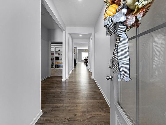 3rd image of 75 Grace Ann Ln