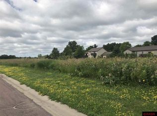 41 Evergreen Ln, Madison Lake, MN 56063