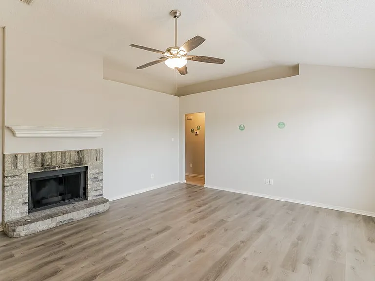 9234 Crimnson Ct — Photo 5