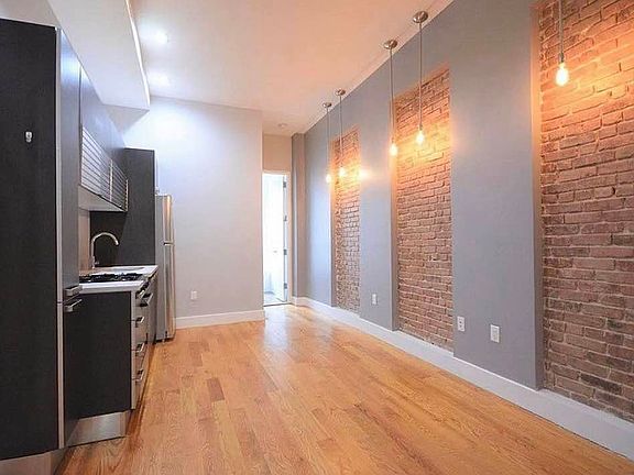 2nd image of 323 Putnam Ave #3L