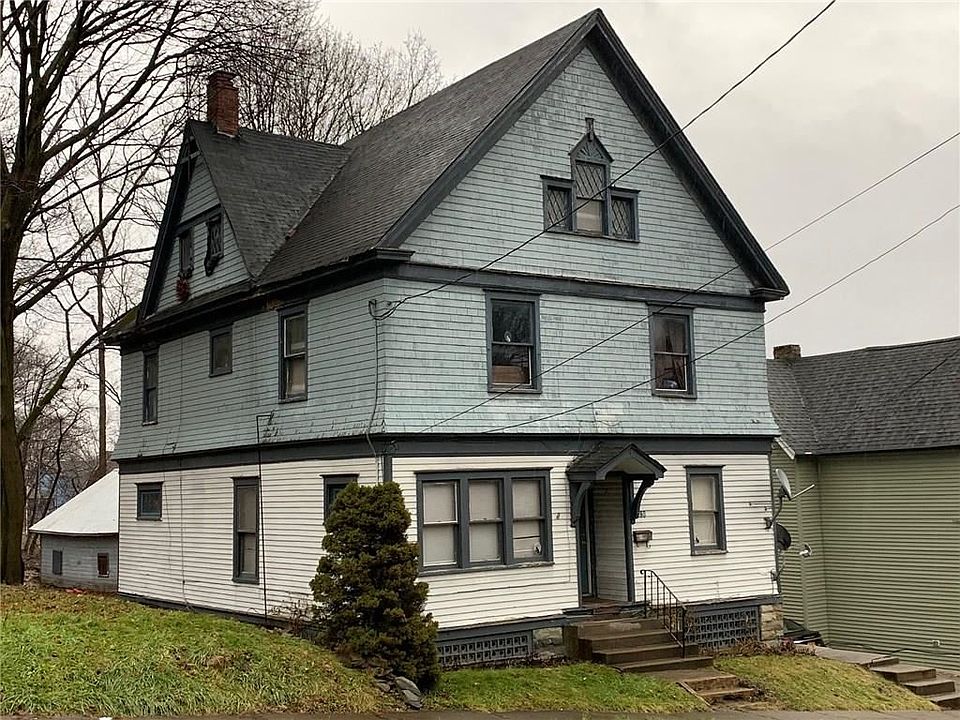 2nd image of 428 Winsor St