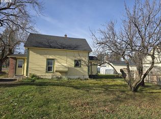 503 W 7th St, Wallowa, OR 97885