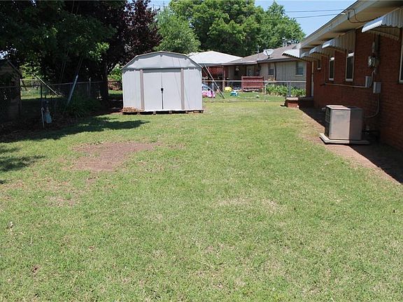 4th image of 4344 SE 12th St
