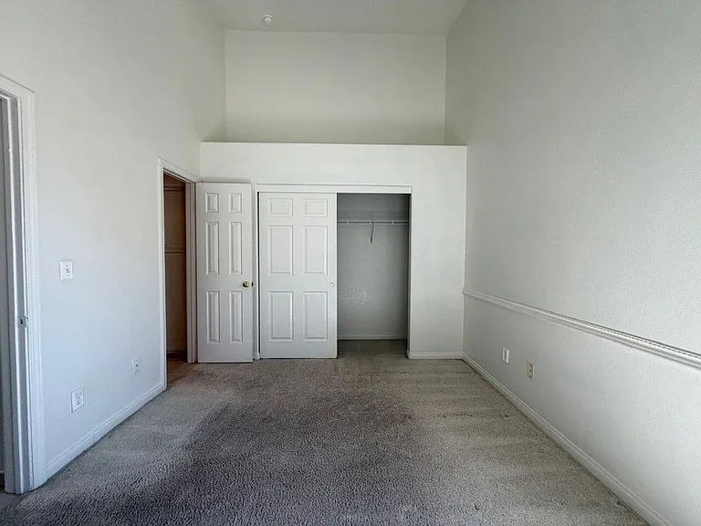 900 Heavenly Hills Ct #204 — Photo 34