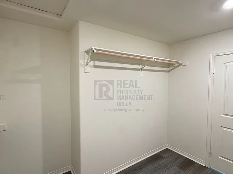 29261 Humboldt Ct — Photo 39
