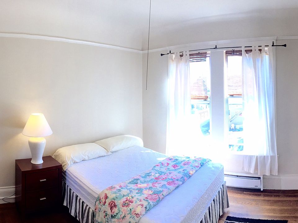 (1) Furn. Bedroom