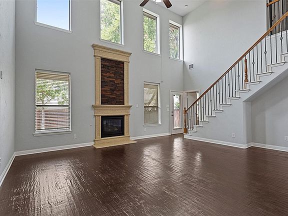4th image of 5909 Tuleys Creek Dr